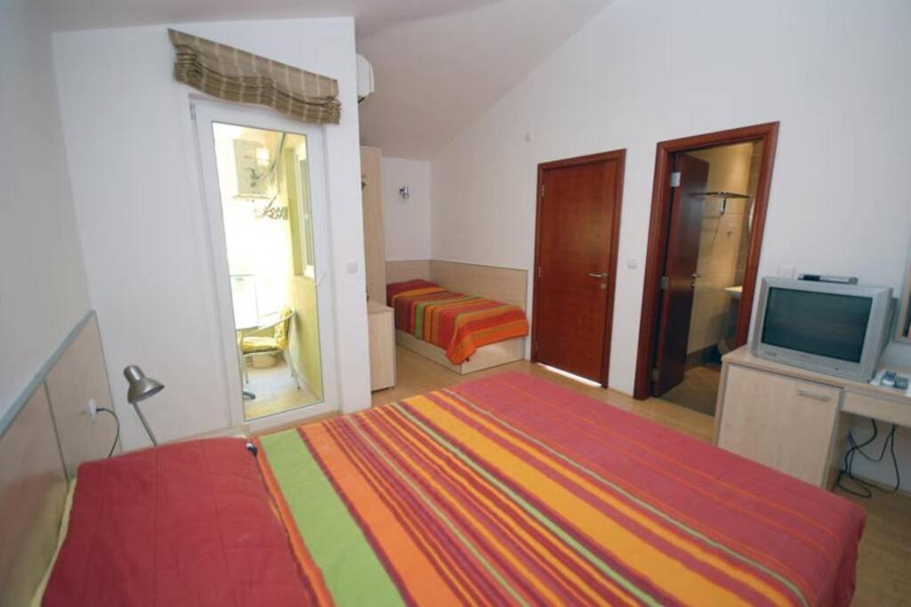 Bmv Room For 2-3 With Greenery View سفيتي ستيفان المظهر الخارجي الصورة